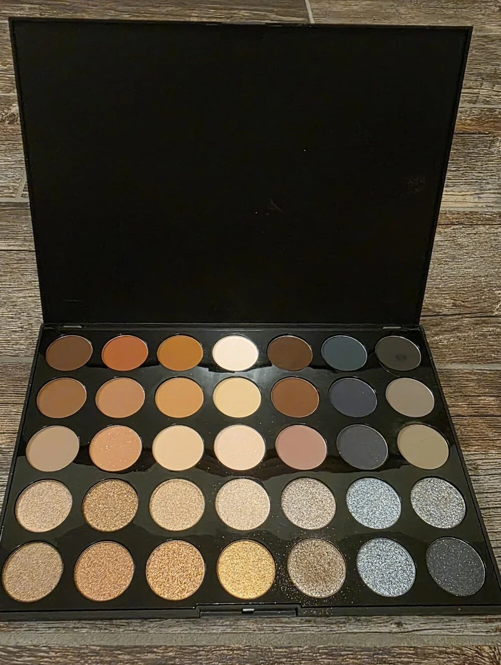 Morphe like new